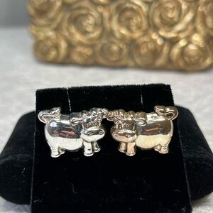 Vintage 80’s Silver Cow Earrings